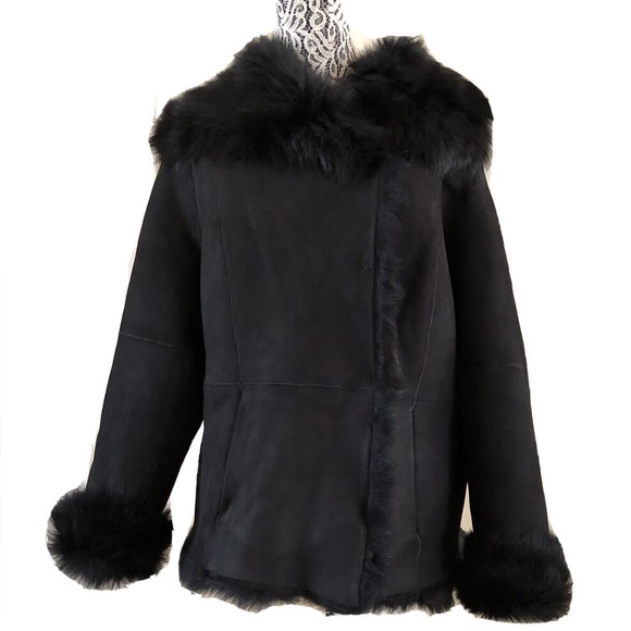 UGG Karlene Black Toscana Shearling Coat 100% Sheepskin Size Small MSRP: $1,465